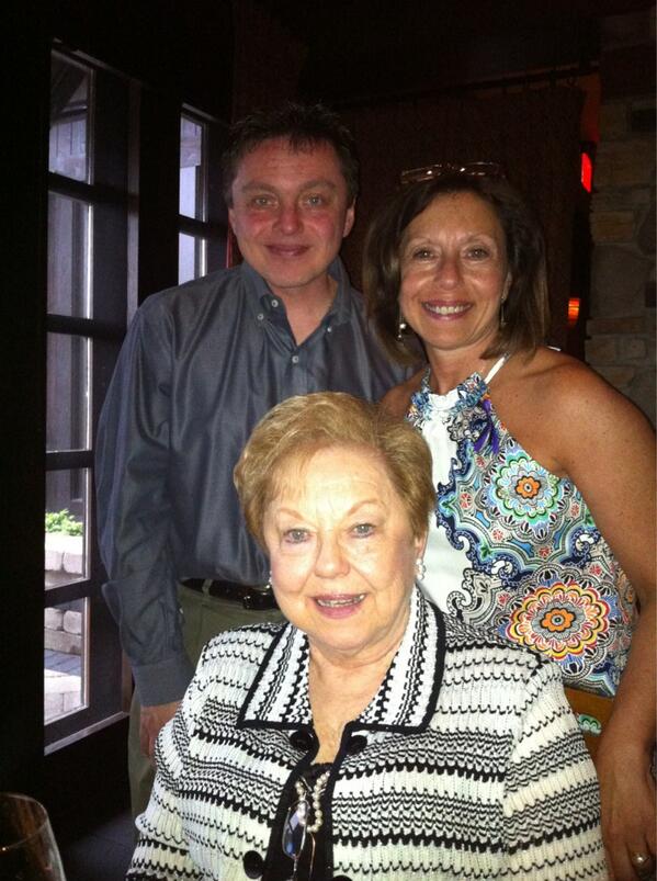 DeborahPLifka's tweet photo. Happy birthday Mom #hugsfromdeb&amp;tom http://t.co/HMt4OFKN4R