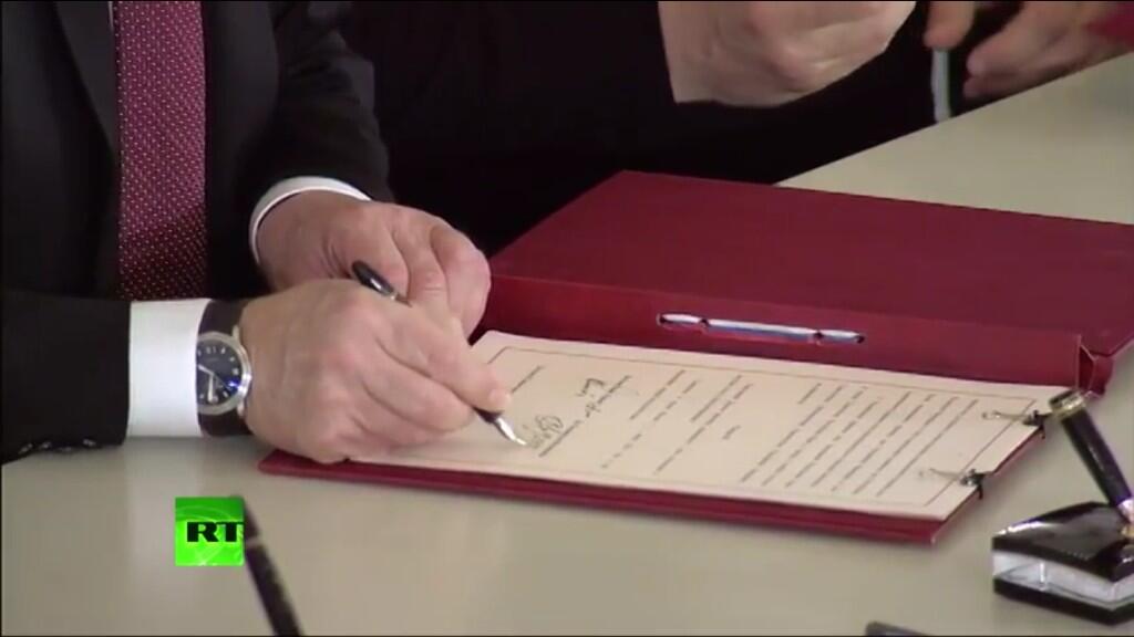 BjAhf1zIAAAUSGC.jpg:large