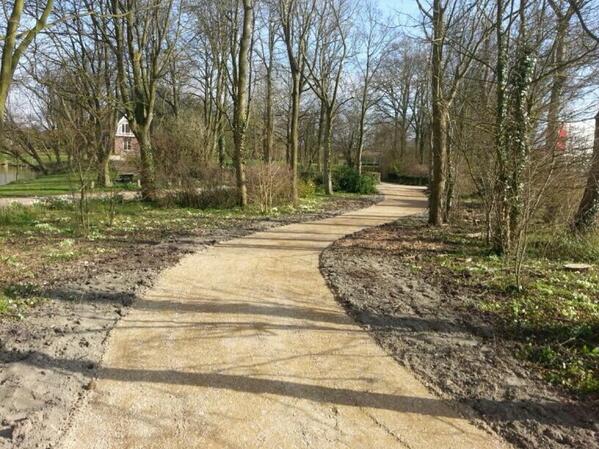 Jaap_Melse's tweet photo. @Gemeente_Veere Wat een plaatje! Dankzij de vasthoudendheid van BIJNA alle partijen in Veere! http://t.co/IXSXzfDv2c