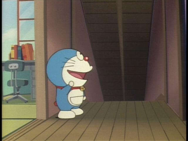 祥太 大山ドラえもんをご覧になってた方 のび太の部屋 アニメ版 は 階段上がって左の襖 右の襖 どっちで記憶してます これ80年代初期に変わってますよね Http T Co Kdr1qmmwlr Twitter
