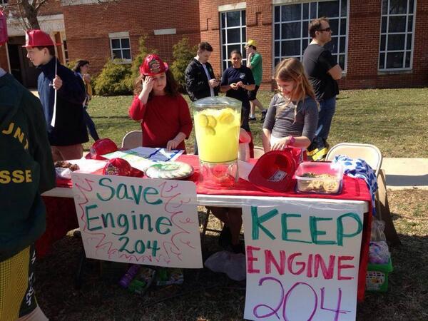MarkTreglio's tweet photo. Kids realize value of safety, make lemonade stand to @SaveEngine204 @AlexTimesNews @AlexGazette @AlexandriaPatch http://t.co/i5SevEO4nK