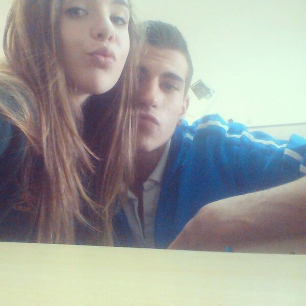Eltiteroman's tweet photo. Con mi niñaaa @PilarHate998 http://t.co/YMz2Tm7uww