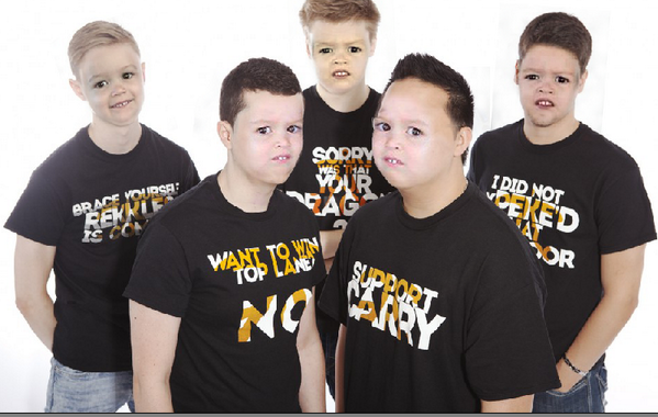 lolphotoshop's tweet photo. @FnaticRekkles @Fnatic_sOAZ @FnaticxPeke @YellOwStaRLOL @FnaticCyanide bored at school again! http://t.co/fG0ORP5B1j
