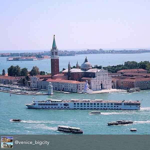 BigCityWW's tweet photo. #Venice #Italie  More Big Cities: http://t.co/Br15SoRXRS. Thanks for sending this picture by email: marshabella http://t.co/LxOS1ZNwgx