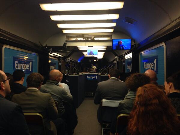 pgraciaa's tweet photo. Dans la train #Europe1 des #Municipales2014 avec @bayrou et la liste @aimonspau . @nicolaspoincare http://t.co/1OwG9MLcSt