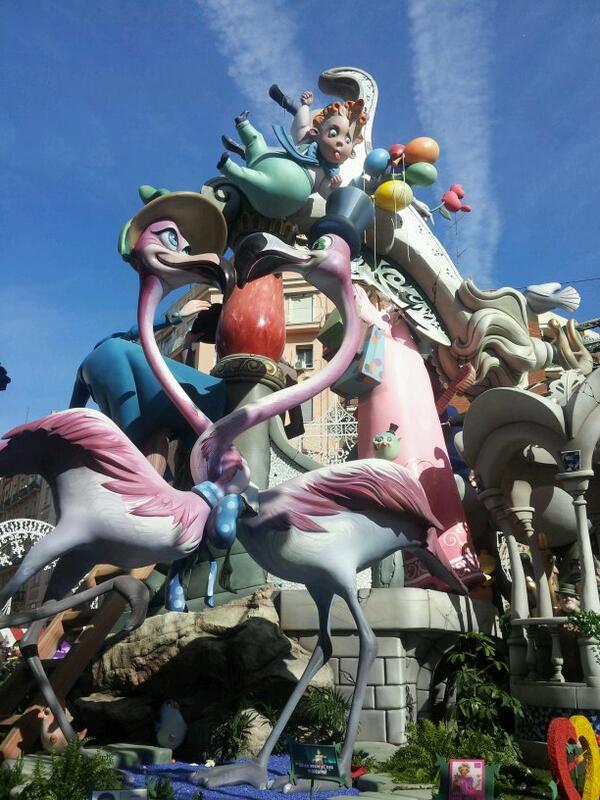 SimarroSegura's tweet photo. De fallas va la cosa :) http://t.co/oKPoB8yugm