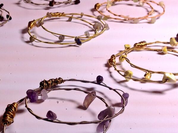 Early morning photoshoot of our rock'n bangles from our #ecorock line! All made with #upcycled guitar string #exofun