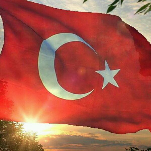 "Ey Şehit Oğlu Şehit, İsteme Bende Makber,
Sana Ağuşunu(kucağını) Açmış Duruyor Peygamber."(Mehmed Akif Ersoy)