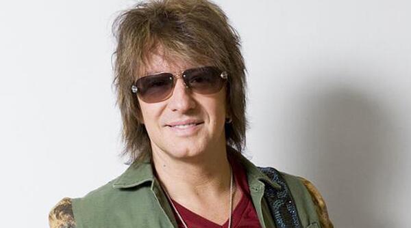 ClickAndRock1's tweet photo. #RichieSambora echa más leña al fuego tras la separación de #BonJovi  http://t.co/AHGtiQ4JOr http://t.co/fMTG1y0WlG