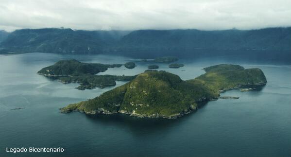 chiletravel_es's tweet image. Acaba de nacer el Parque Marino Tic Toc, un edén de 87.500 hectáreas de fiordos. Conócelo acá: bit.ly/1fFA2q2