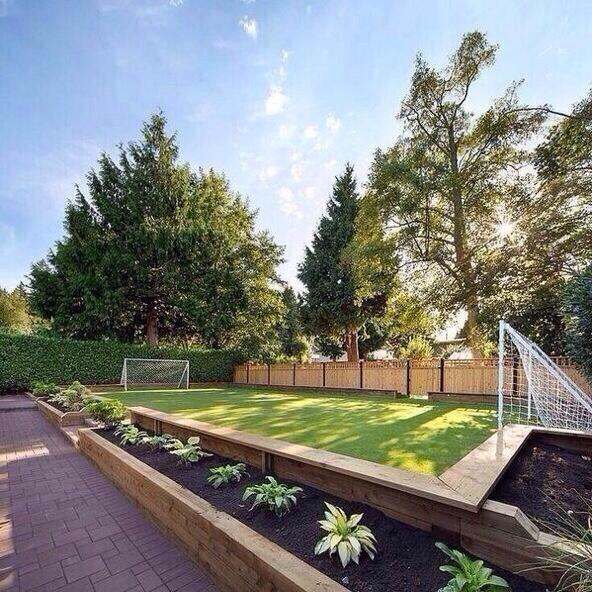 ODDSbible's tweet photo. This would be a class garden! http://t.co/yxObyBaMFL