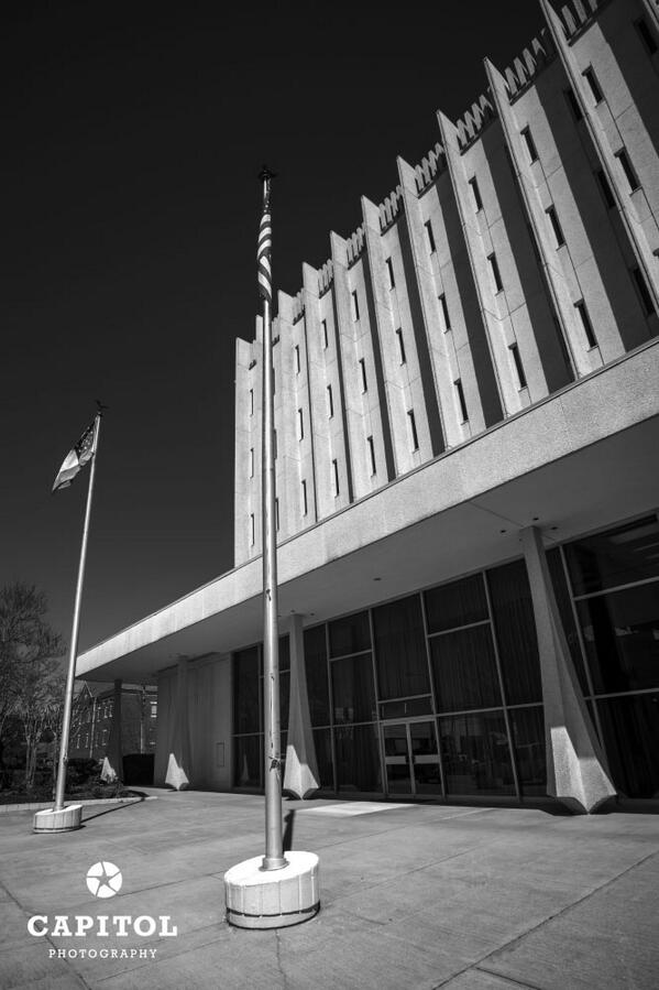 ArchitectPhotos's tweet photo. #brutalist #architecture #gainesville #georgia by H. Lloyd Hill A.I.A http://t.co/0r8SUuDTrM http://t.co/23PkoPTUjT