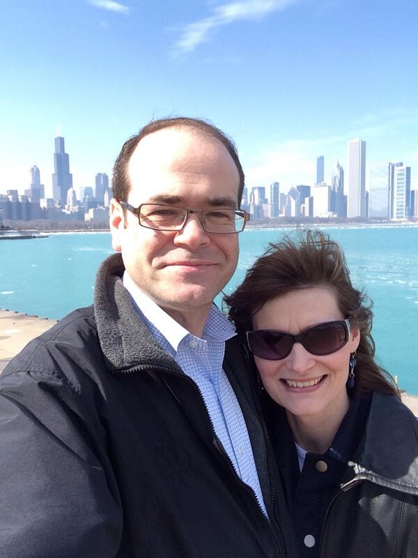 GBC_MrsP's tweet photo. Beautiful day in Chicago to enjoy our 19 anniversary. The water was gorgeous. :) http://t.co/5rAcNiHZ0n