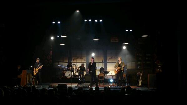 frisohuizinga's tweet photo. Leuke avond gehad met etentje @BosKookt en concert @driejs @theatervelsen. http://t.co/pQmwZ6QdbG