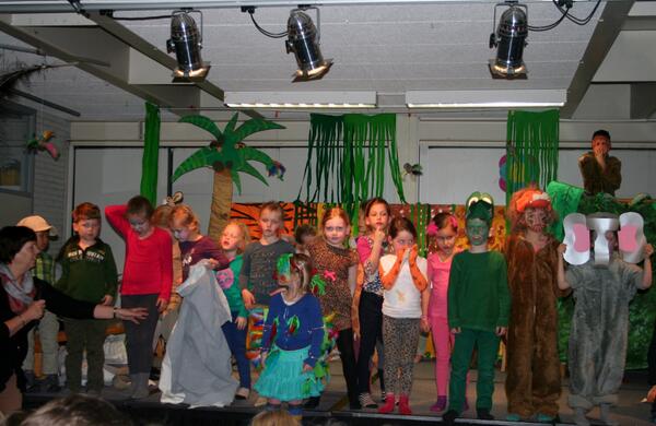 Top Voorstelling van groep 1/2 van <a href="/Toltermeppel/">OBS De Tolter</a>