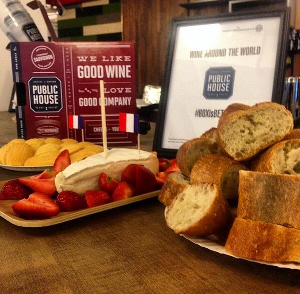 WeWork's tweet photo. Awesome Around-The-World happy hour from @publichousewine at WeWork Fulton Center! #BOXisBETTER http://t.co/j1RPz2oGEQ