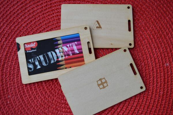 APXVitalis's tweet photo. Vitalis will be selling these snazzy card holders at convention! #apx100 #vitalis #Cossutius #Pytheos http://t.co/7D8RobDq4W