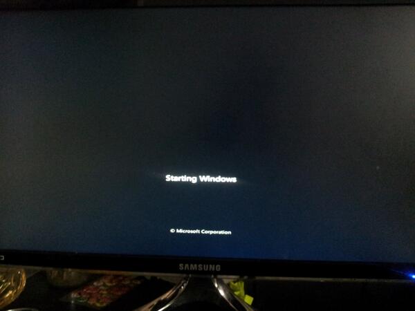 tinyframegames's tweet image. Windows forgot how to load it's own, image?