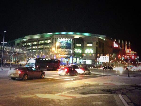 kingbrotherman's tweet image. Excitement at @quickenloans @quickenloansPR Tonight at 11 on @wkyc, is @KingJames coming home? @Lynna_Lai reports.