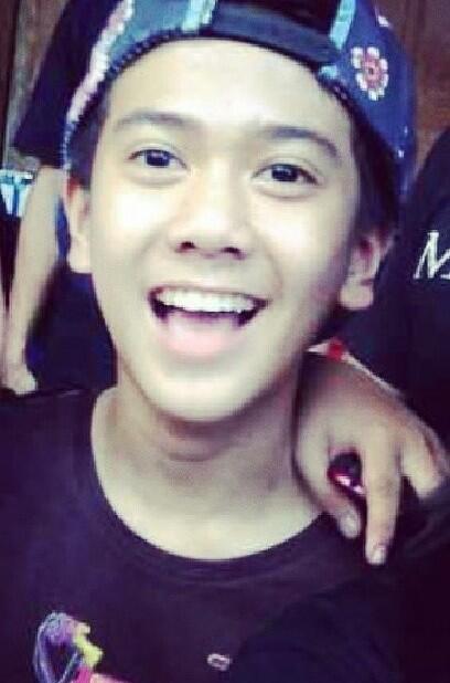 iqbaalee_alee's tweet photo. Gmn mau jd haters kalo org nya ganteng gini.. Hmmm... http://t.co/qMETBzgarl