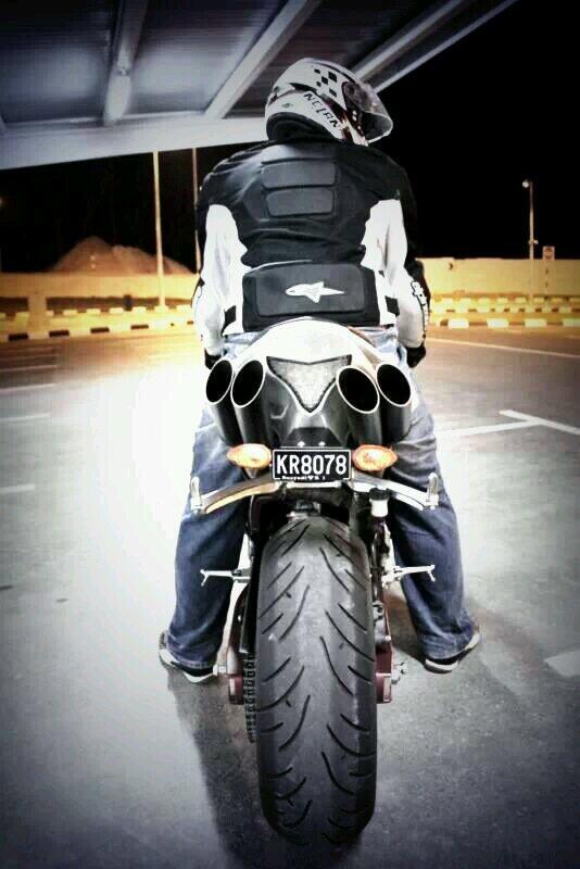 Sick👍👍 how much retweets