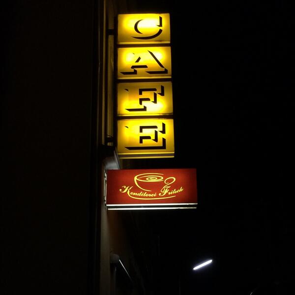 LaGrey3000's tweet image. Croissant Lieferant von #insertmoin geleakt! #superleaks
@manuspielt