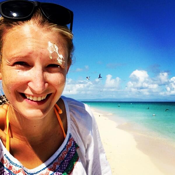 gemmadeavin's tweet image. My lucky day &amp;amp; also what you get for visiting the cay of 20,000 nesting sea birds! #birdpoo #amusing #michaelmus #fnq