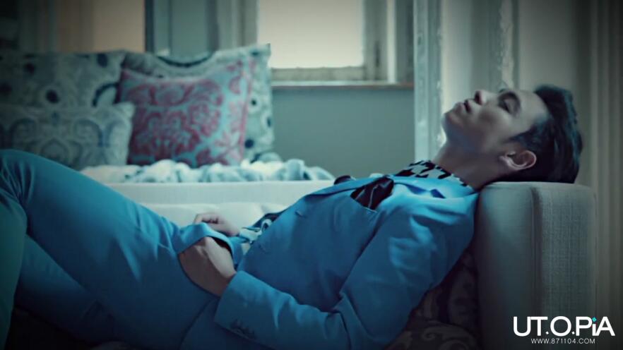 BjESYquCQAAIMCZ.jpg:large