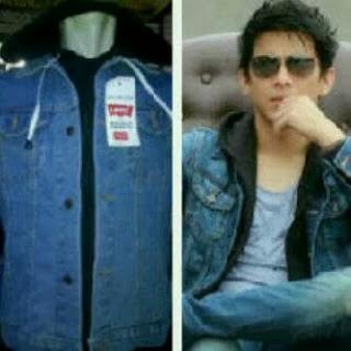 belanjadenim's tweet photo. Jaket Levis hoodie Ariel | Rp170rb size S - M - L - XL  order yuk kak biar kece :D http://t.co/PIs3KY5WuG