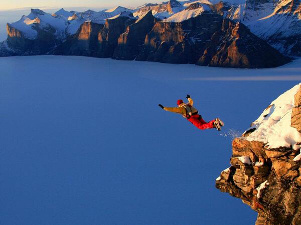 #BaseJump Since the dawn of time, humans wants to fly... So made-it!
Photo from <a href="/PeopleAreAweso/">PeopleAreAwesome</a> 
#Flying #Jump #Cliff