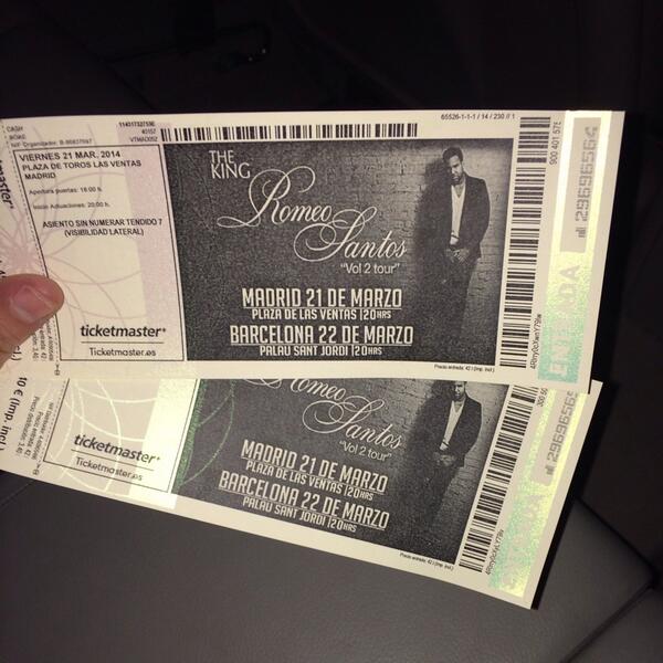 vanemst1's tweet photo. Ya son nuestras!!❤️ @cintiaabarca http://t.co/EzESall08o