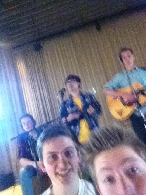 Selfieboyccc's tweet photo. #hi #hetccc #SLAMSchoolawards #slamfm http://t.co/g5ETHNA760