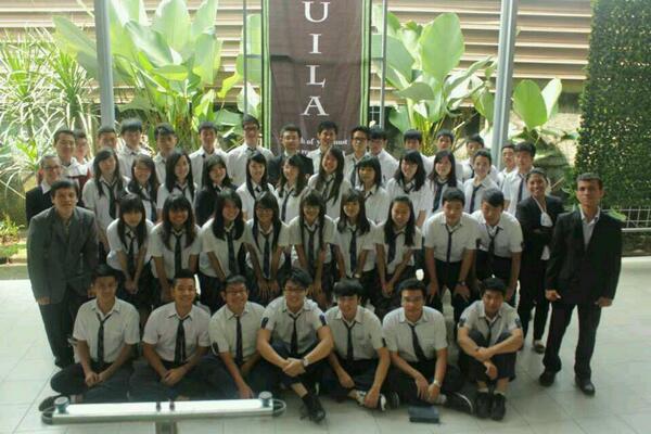 Jeni_Jenoy's tweet photo. Our members #HousesofAquila http://t.co/S3qp8UXtp7