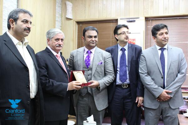 CranfordCo's tweet photo. Sardar Muhammad Yaqoob Khan, President of Azad Jummu and Kashmir visited Cranford College on 14th March 2014. http://t.co/FCiX9lkO8W