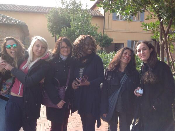 adele_parisi's tweet image. 