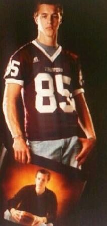 Kdog8536's tweet image. The only reason I am a Cincinnati bengals fan and the only reason I wore number 85 is @ochocinco. #beaststatus
