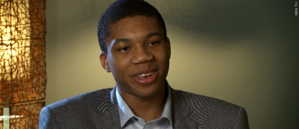 GreekFreakAlert's tweet photo. 'Nice cheese, nice beers ...' @G_ante34 talks NBA life in Milwaukee with @SekouSmithNBA - http://t.co/s53Psga2BF http://t.co/UuBV8v4T8x