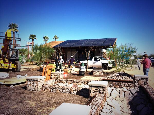 ASUNMteam's tweet image. And the last panel is up! Many thanks to Arizona Solar Solutions for your hard work the last few days! #SHADE #PHX