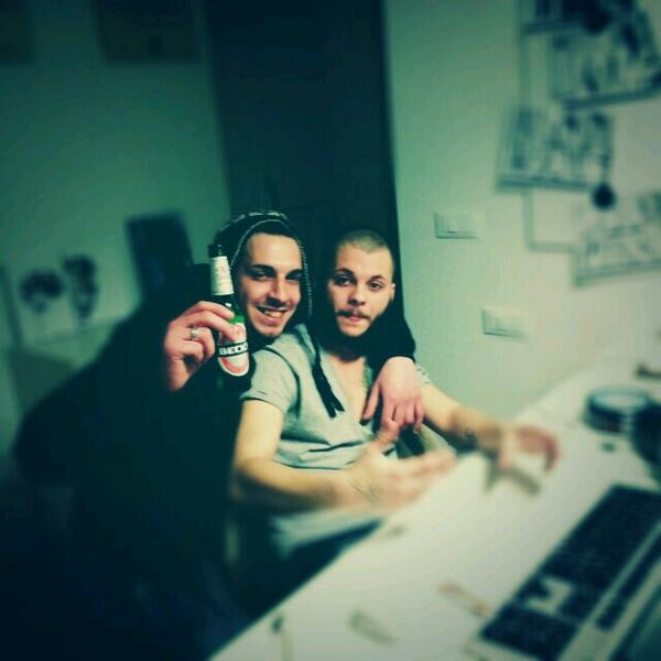 RealCapu's tweet image. #Friends