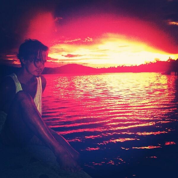 FijiAirways's tweet photo. We're still having @tylerjblackburn withdrawals, as you can see from our latest blog post.  http://t.co/BmJdyvqMse http://t.co/oGhqo13wiO