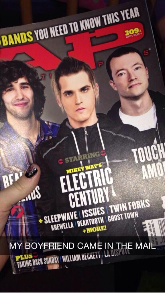 oopsyourwrong's tweet image. my bf came in da mail