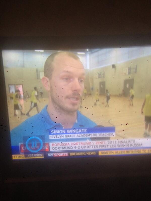 davewingate's tweet image. Chilling out watching sky sports news and @SJ_Wing82 pops up on my telly