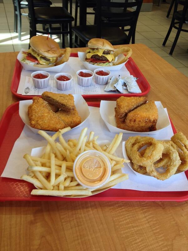 djmx___'s tweet image. Don &amp;amp; Millies with the bro @FredyMuyGuapo #SmashMode