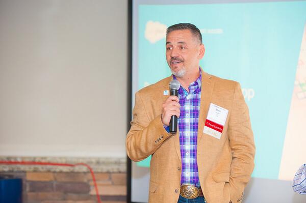 Zivaro_'s tweet image. Here's our COO and @ColoTechAsn Board member, Steve Foster, at the recent #CLevel2014 event.