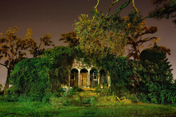 nytimesphoto's tweet photo. First, they're spooky. Then they become beautiful. Images of homes in New Orleans post Katrina.http://t.co/P1S2C6pZAR http://t.co/3djs2s4usE