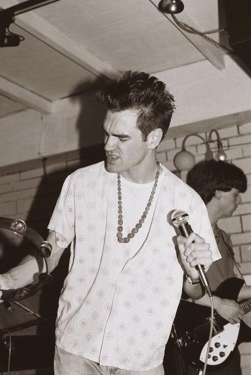 PunKandStuff's tweet photo. In my life
Oh, why do I give valuable time
To people who don't care if I live or die ? http://t.co/o4hq79SPvr