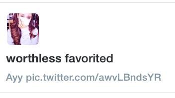 FakingLuke_'s tweet image. I c u bae