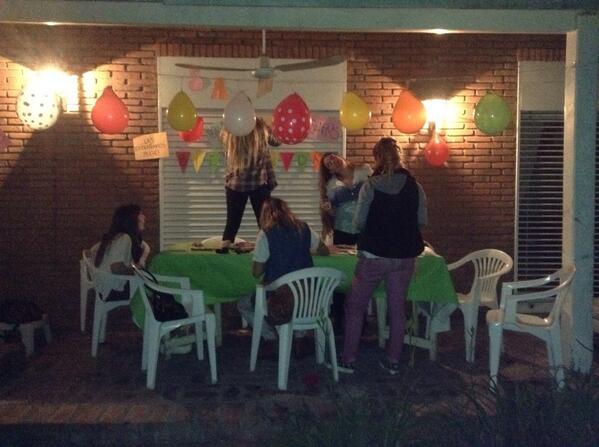 claratestorelli's tweet photo. Welcome back! @rochisperperato @milidelanghe http://t.co/J5LlYkYa3q