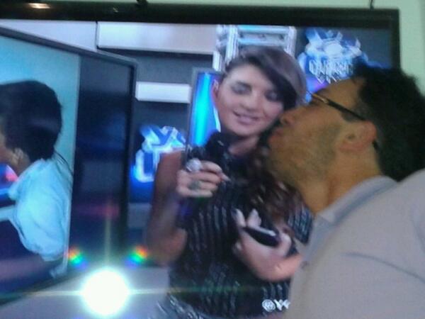 cellamusic's tweet photo. #viendoyomellamo http://t.co/M7spUs1Bk5