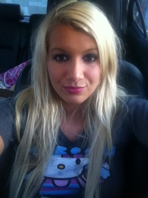 Looking so cute :) <3 http://t.co/AtGUI71paT